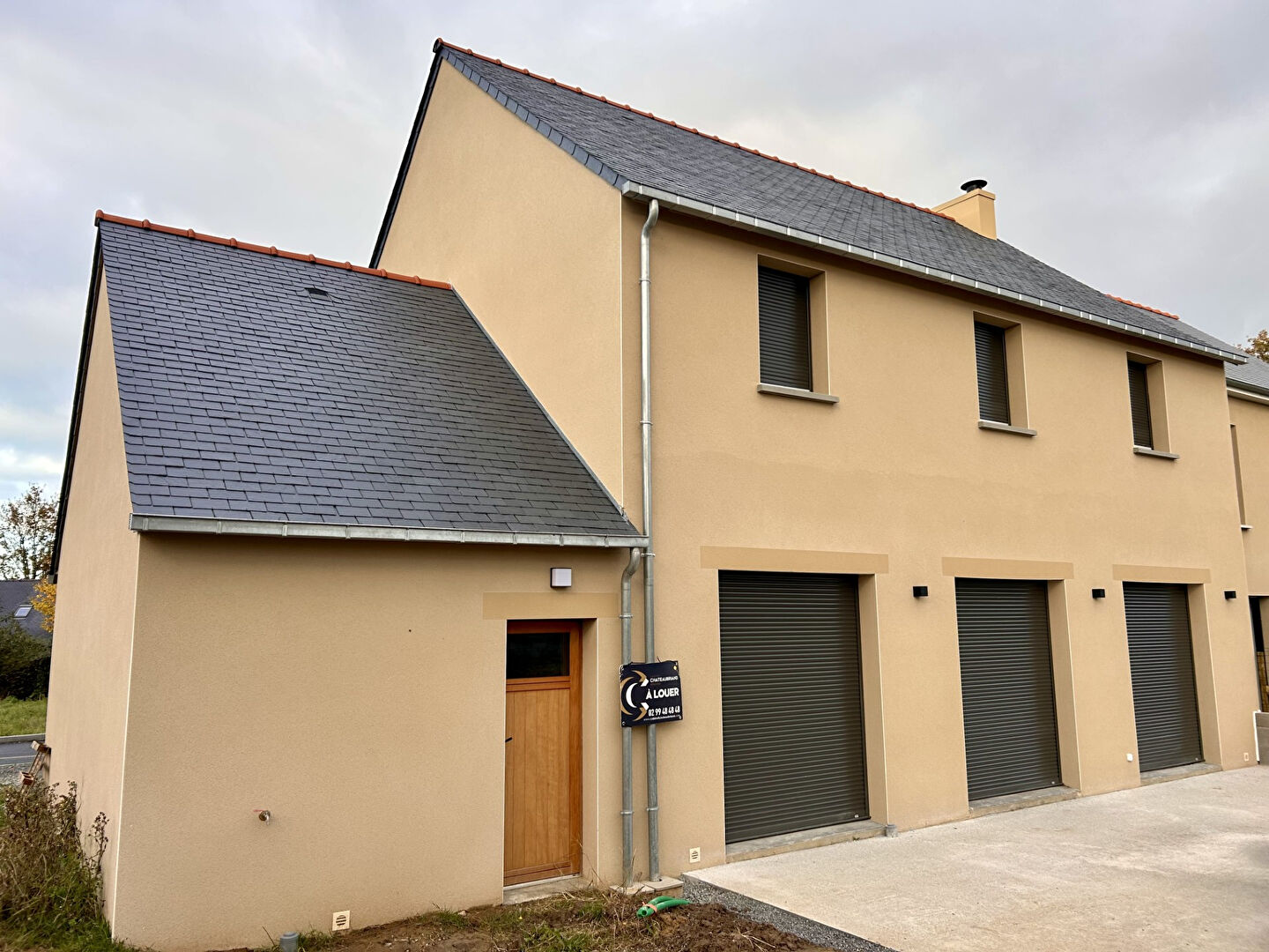 Photo A LOUER -  DOL DE BRETAGNE - MAISON NEUVE - 129 m² - NORMES RT 2012 - 4 CHAMBRES - JARDIN - GARAGE image 2/6