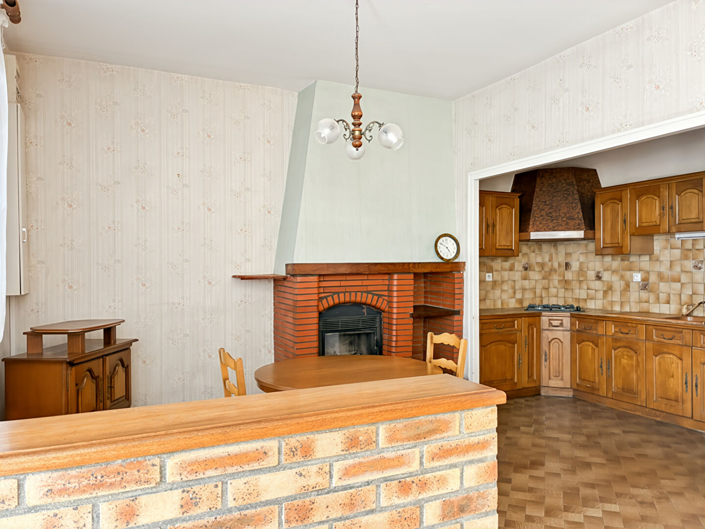 Photo Charmante Maison en Pierre à Bzaouges la Pérouse 79 m² habitables + grenier sur un jardin de 285 m² image 4/6