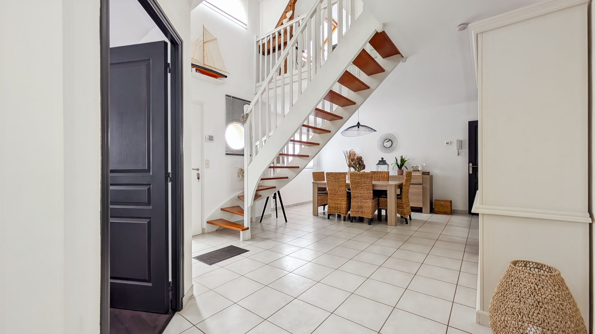 Photo Maison Combourg 6 pièce(s) 120 m2 image 2/6