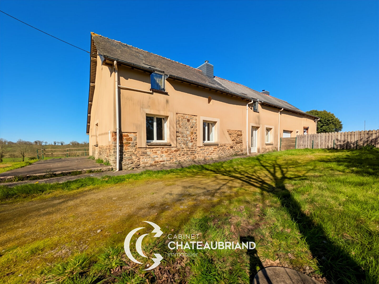 Agence immobilière de Chateaubriand Immobilier SAINT AUBIN D'AUBIGNE