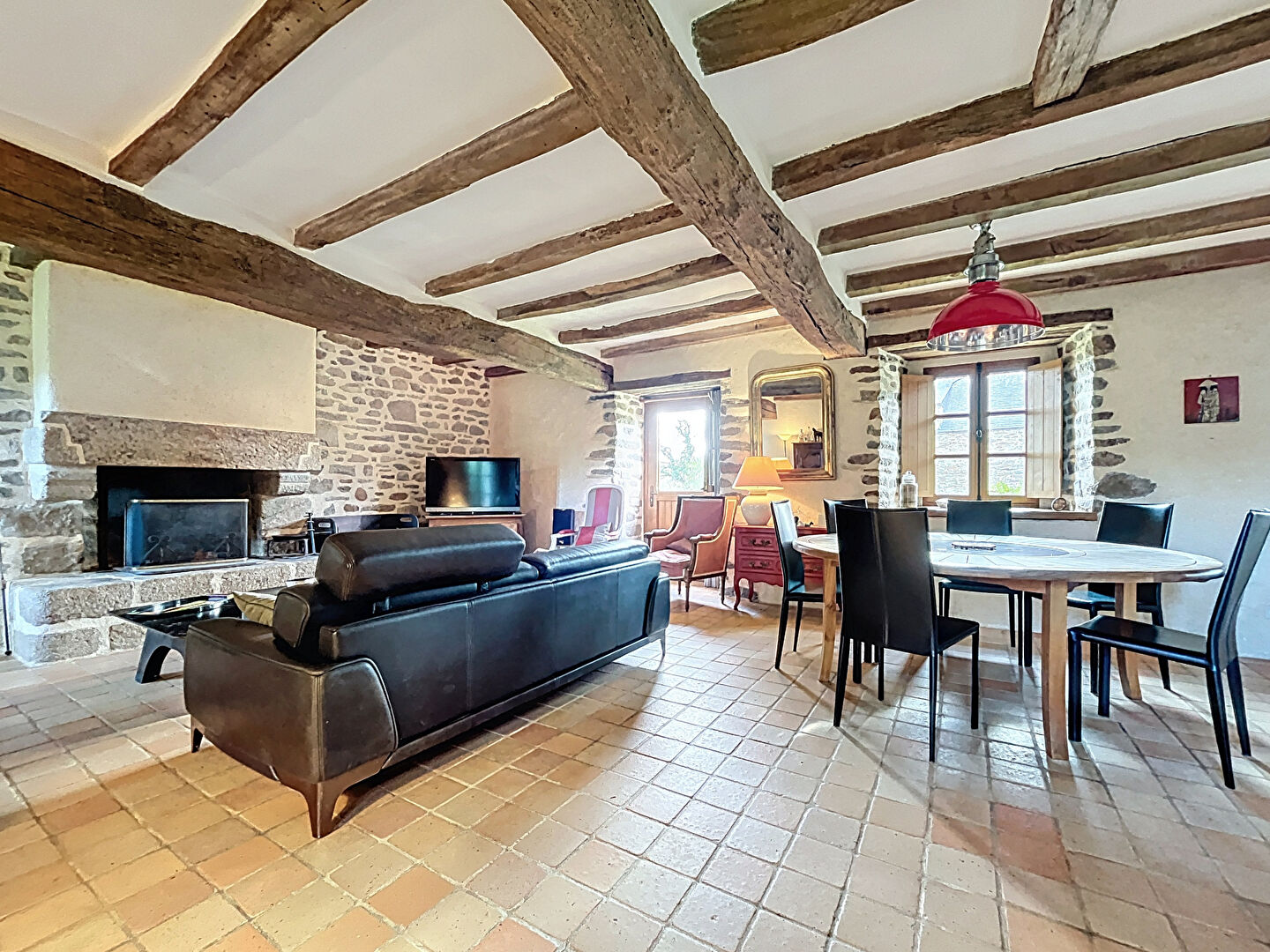 Photo VENTE PROPRIÉTÉ de 418m² - AMBON image 4/6