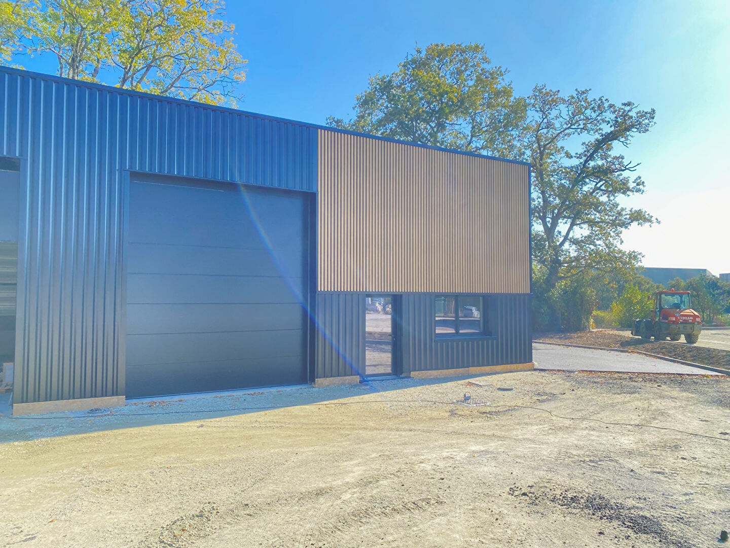 Photo MUZILLAC - Local d'activité de 144 m² image 4/5