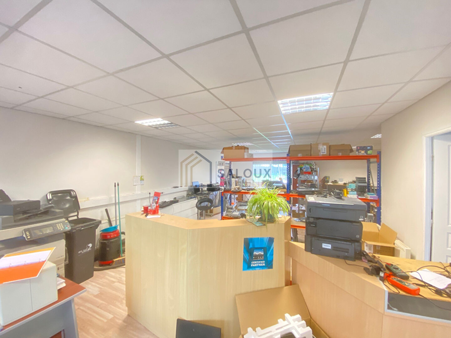 Photo NOYAL-MUZILLAC - Local d'activité 83.7 m2 image 3/3