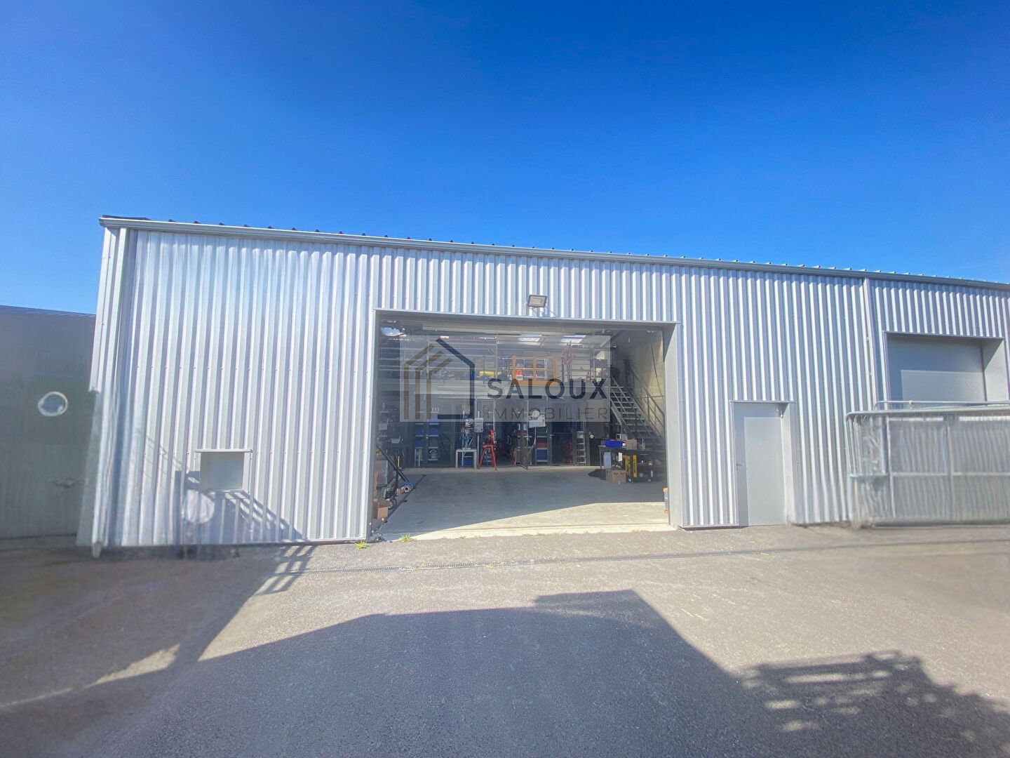 Arzal Local d'activité de 145 m² au sol