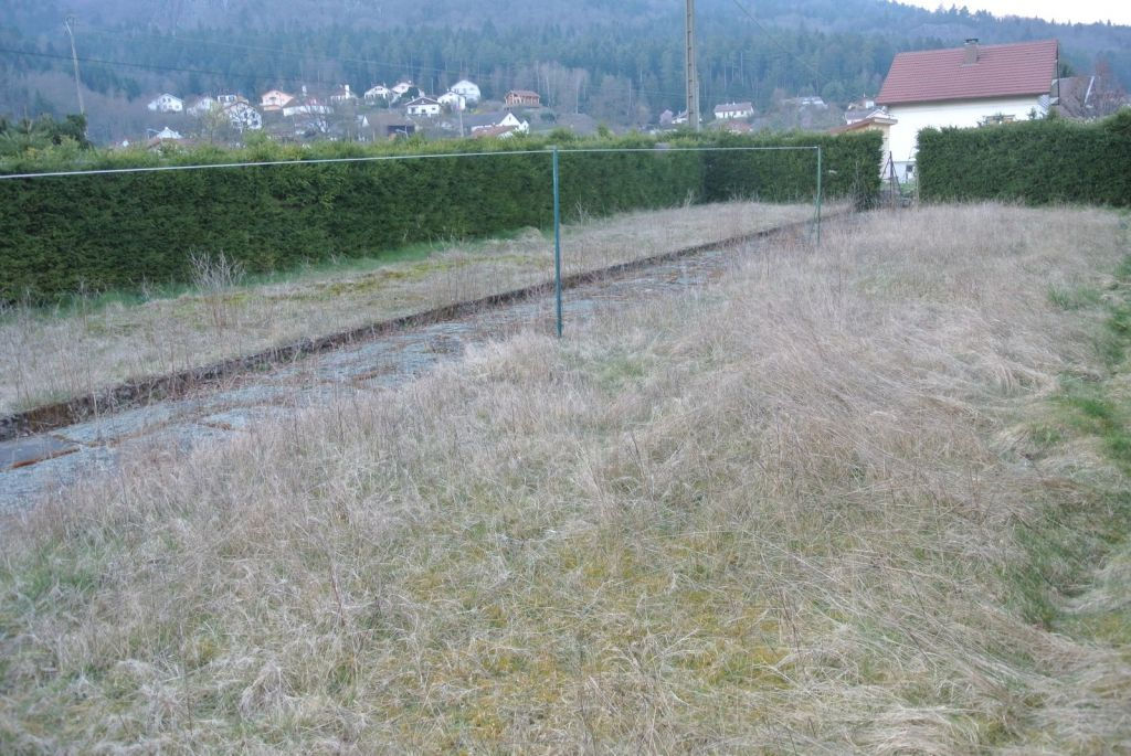 Photo SOUS COMPROMIS DE VENTE ! SAINT AME : Terrain plat et clos de 606 m², avec garage attenant. Idéal plain pied ! image 2/4