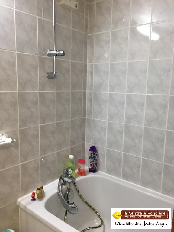 Photo COMPROMIS DE VENTE SIGNE ! CHALET 5 PIÈCES 75 m²; 15 MINUTES GERARDMER image 4/6