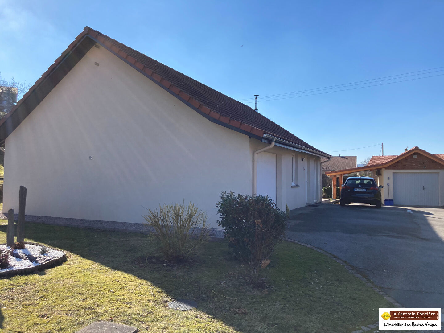 PAVILLON PLAIN PIED 80 M² 3 CHAMBRES PROXIMITE IMMEDIATE LAC ET COMMODITES !