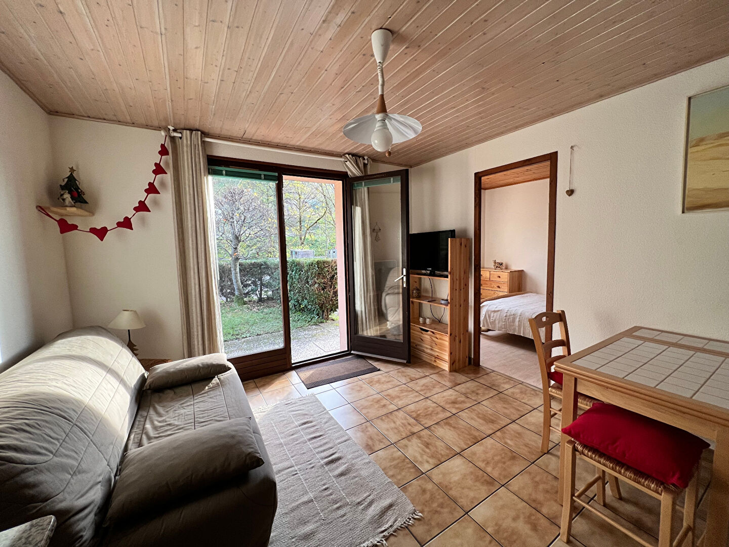 Photo PROCHE CENTRE APPT T2 AVEC TERRASSE ! image 2/6