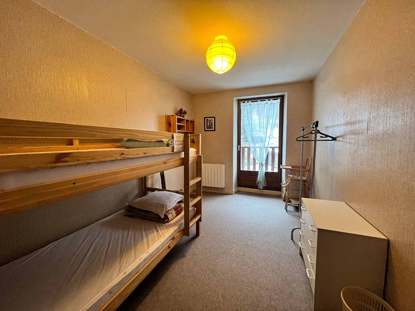 Photo EXCLUSIF ! 800 m des navettes de ski ! 3 pièces de 49 m² balcon, terrain, cave, stationnement privatifs. image 5/5