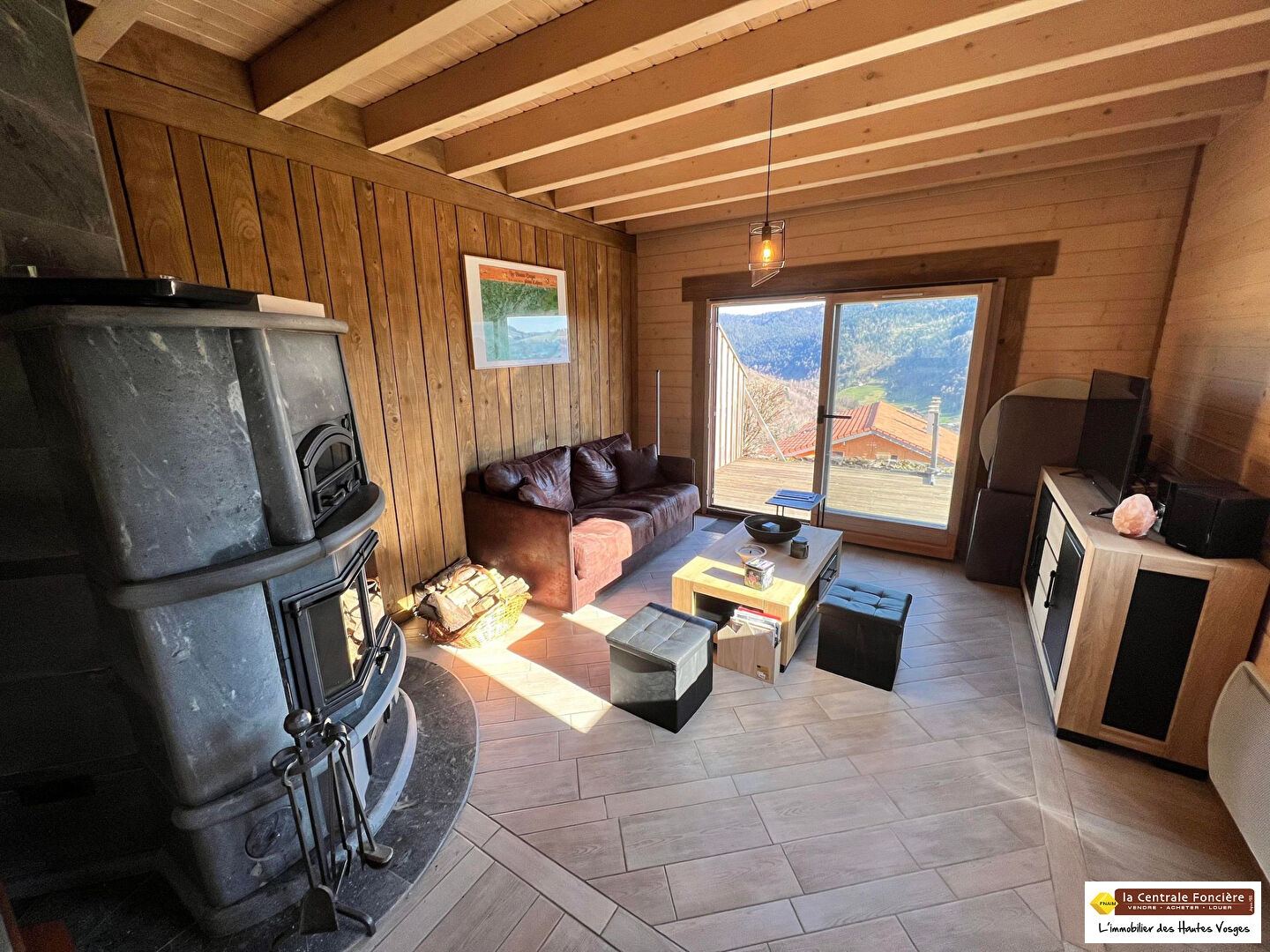 Photo VUE IMPRENABLE ! APPT TYPE CHALET 3 PIECES AV TERRASSE + TERRAIN PLAT. image 3/6