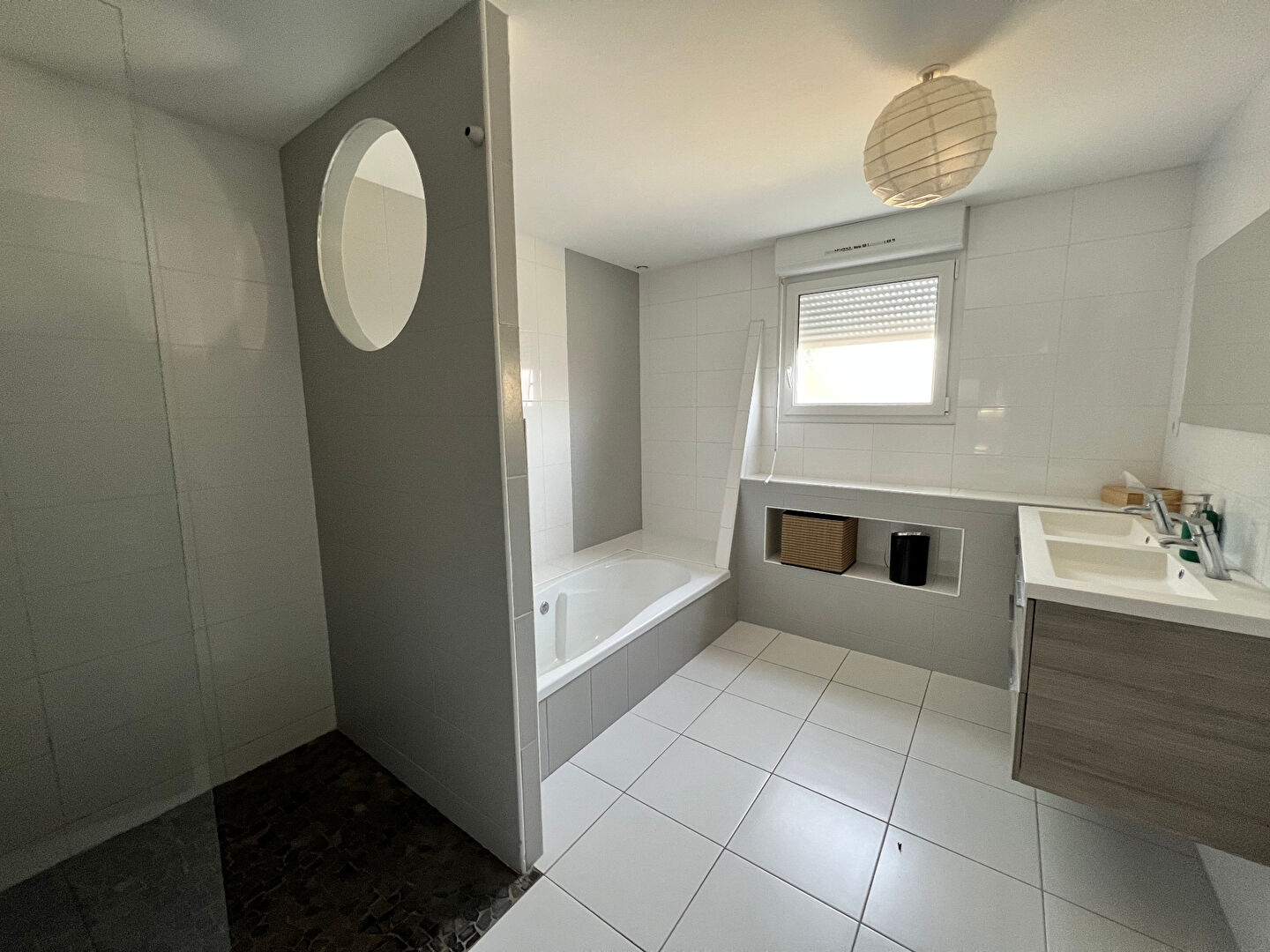 Photo CHALET SUR LES HAUTEURS DE LA BRESSE AVEC VUE PANORAMIQUE ! image 4/6