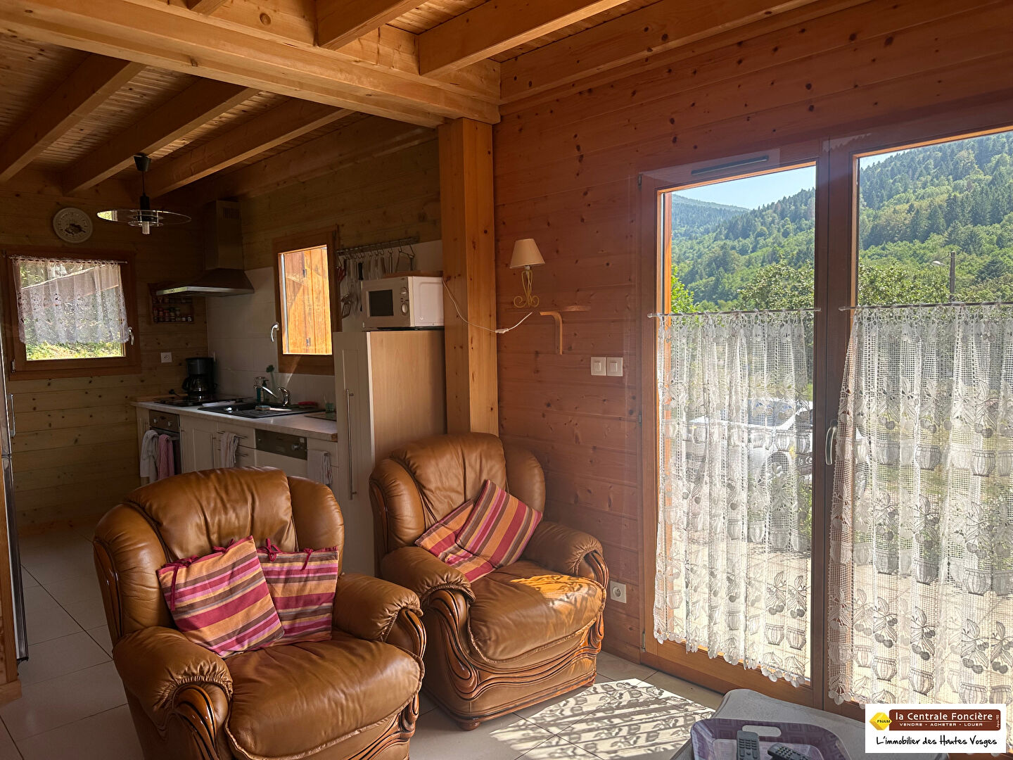 Photo EN EXCLUSIVITE ! MAGNIFIQUE CHALET DE 2006 image 4/6