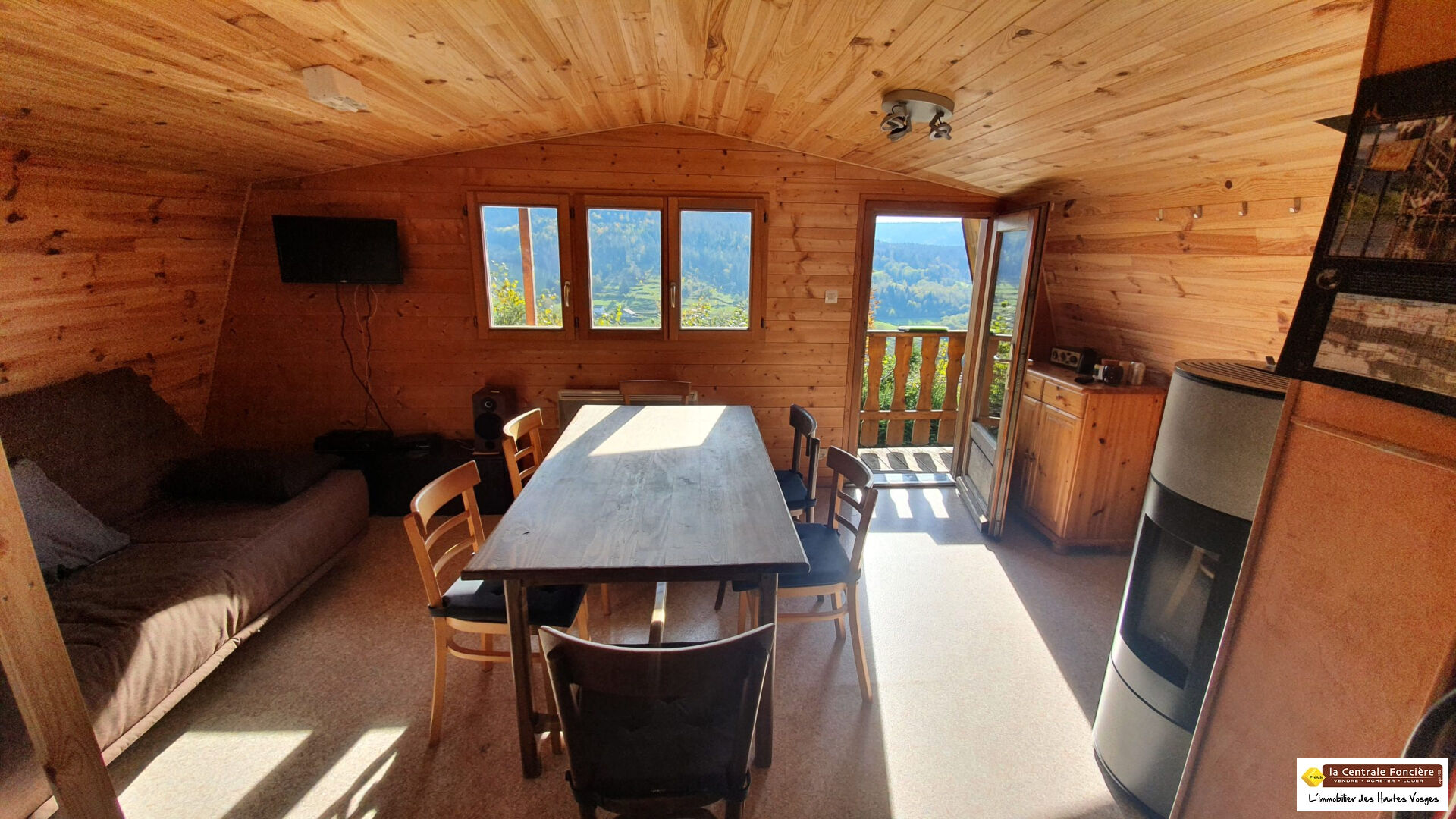 Photo ENVIRONNEMENT DEPAYSANT CHALET 3 PIECES 42 M² TRES BELLE VUE image 2/6