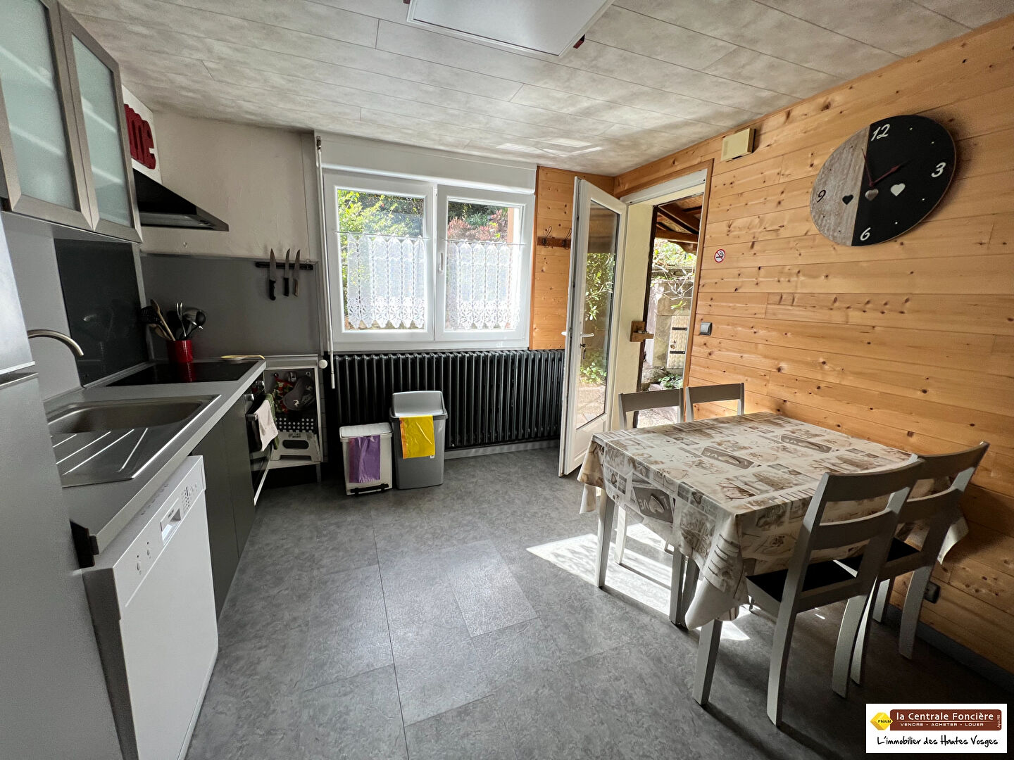 Photo Appartement plain pied 47 m² avec belle terrasse privative image 2/4