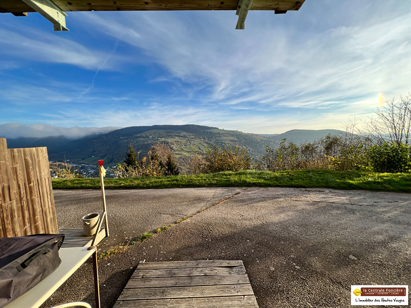 Photo EXCLUSIF ! APPARTEMENT LUMINEUX AVEC VUE EPOUSTOUFLANTE ! image 1/5