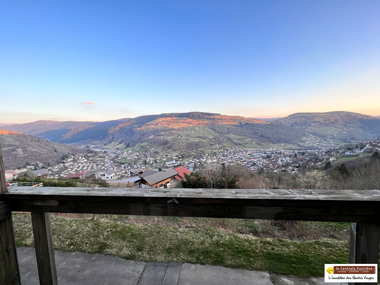 Appartement 3 pièces - Vue imprenable et rénovation soignée