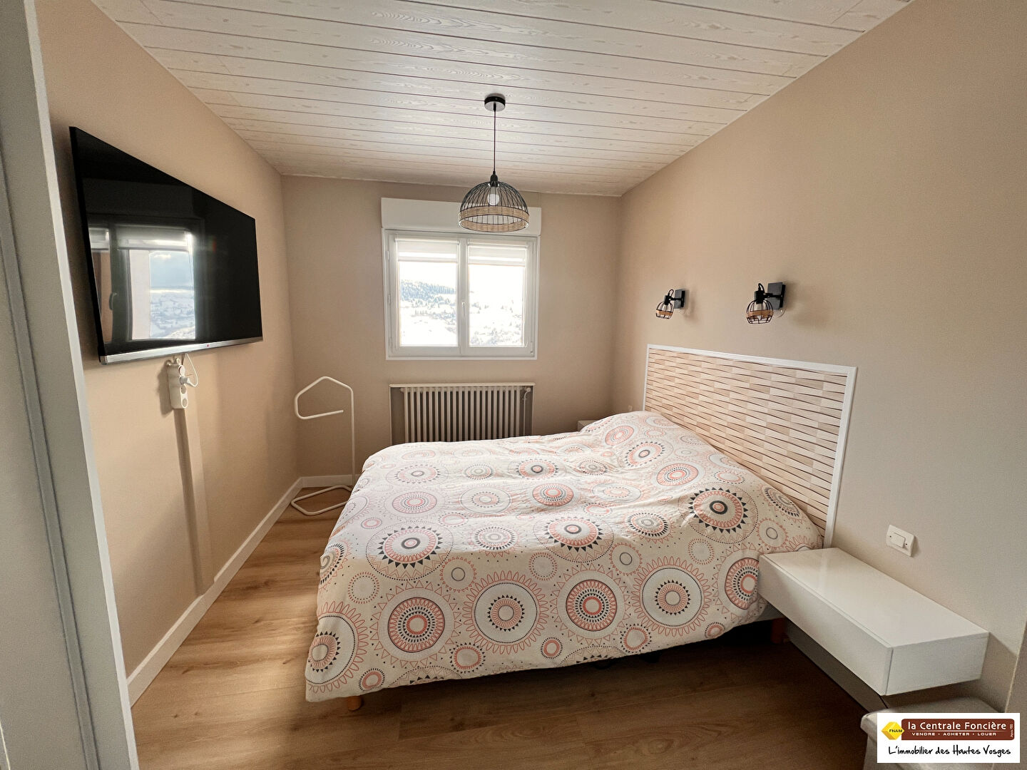 Photo Appartement 3 pièces - Vue imprenable et rénovation soignée image 3/6