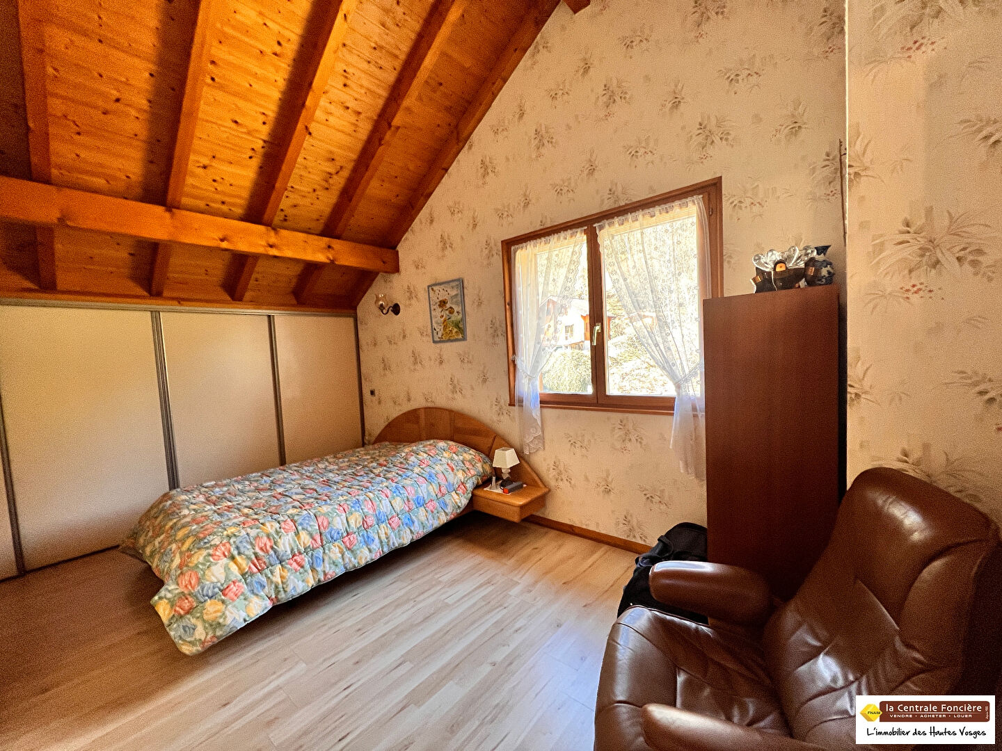 Photo LA BRESSE ! GRANDE MAISON CLOTUREE VIVABLE DE PLAIN PIED ! image 5/6