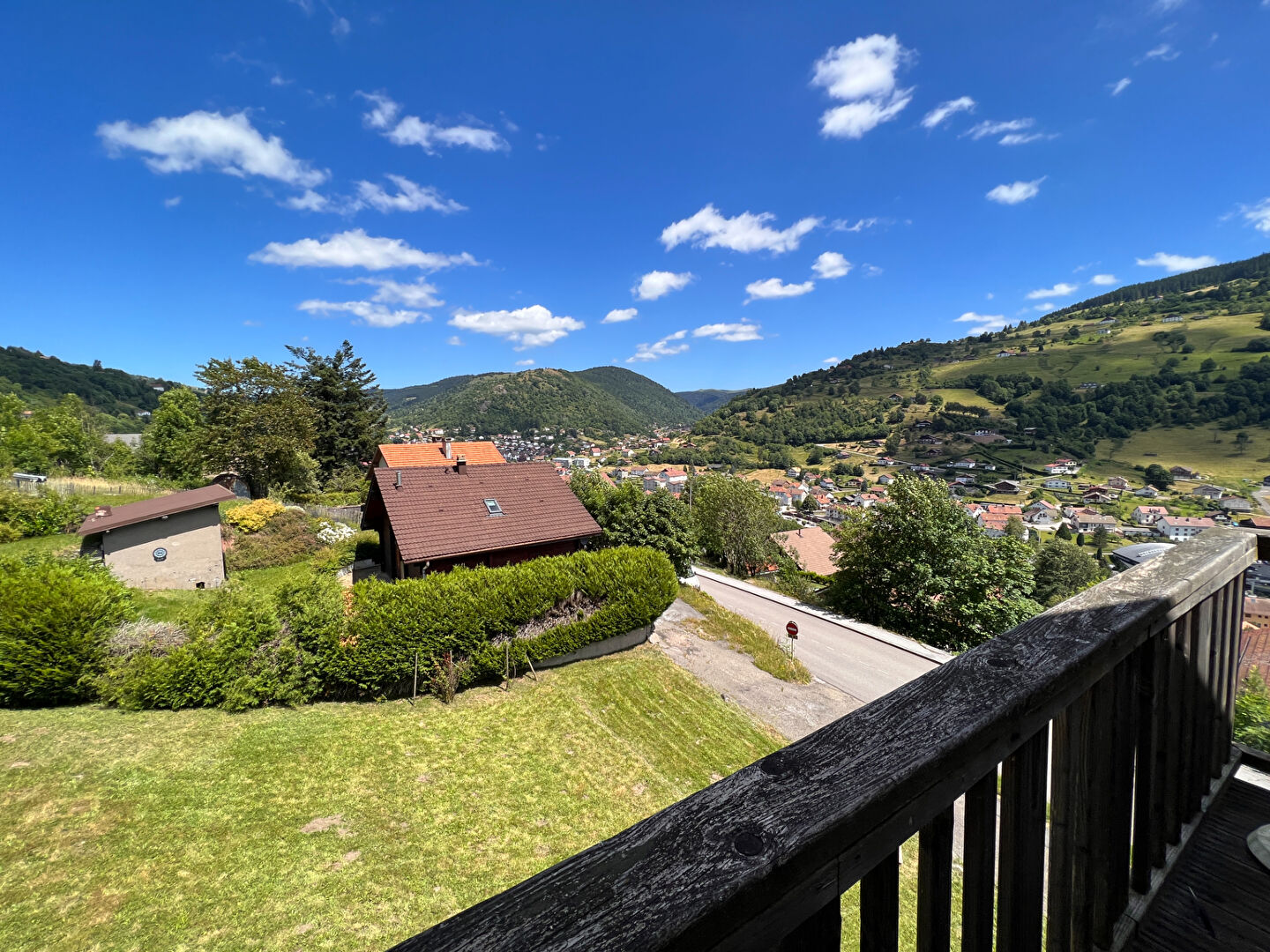 Photo LA BRESSE - COTEAU SUD - 3 PIECES 49 M² AMBIANCE CHALET image 4/6