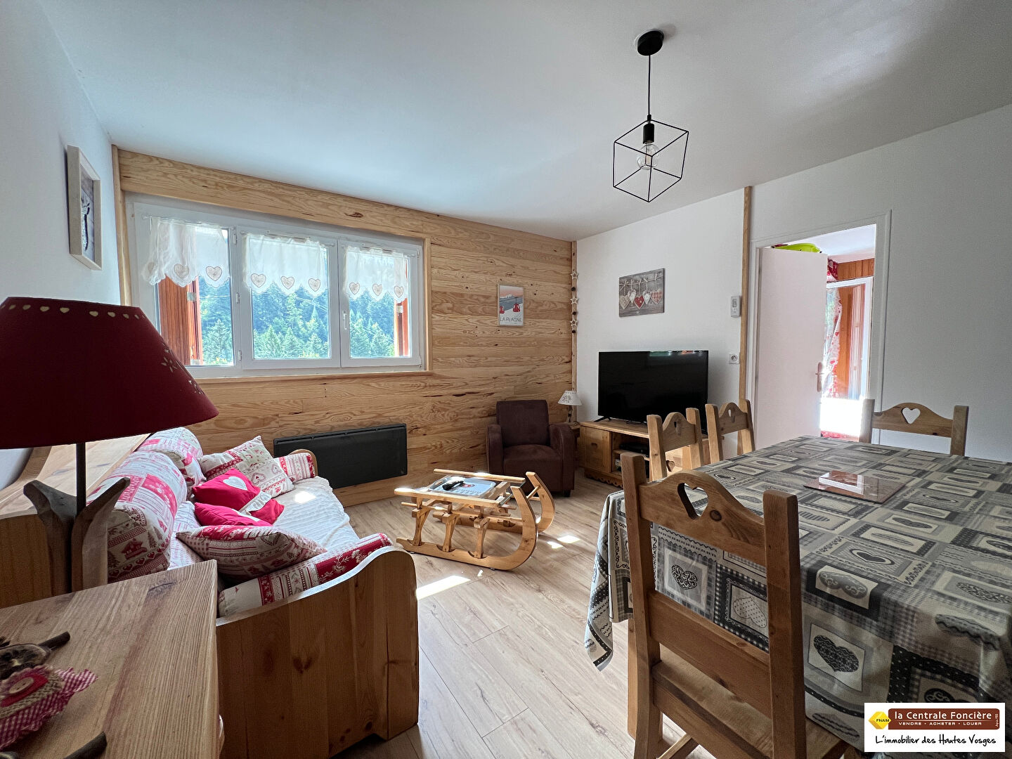 APPARTEMENT FAMILIAL 38 m² AVEC BALCON