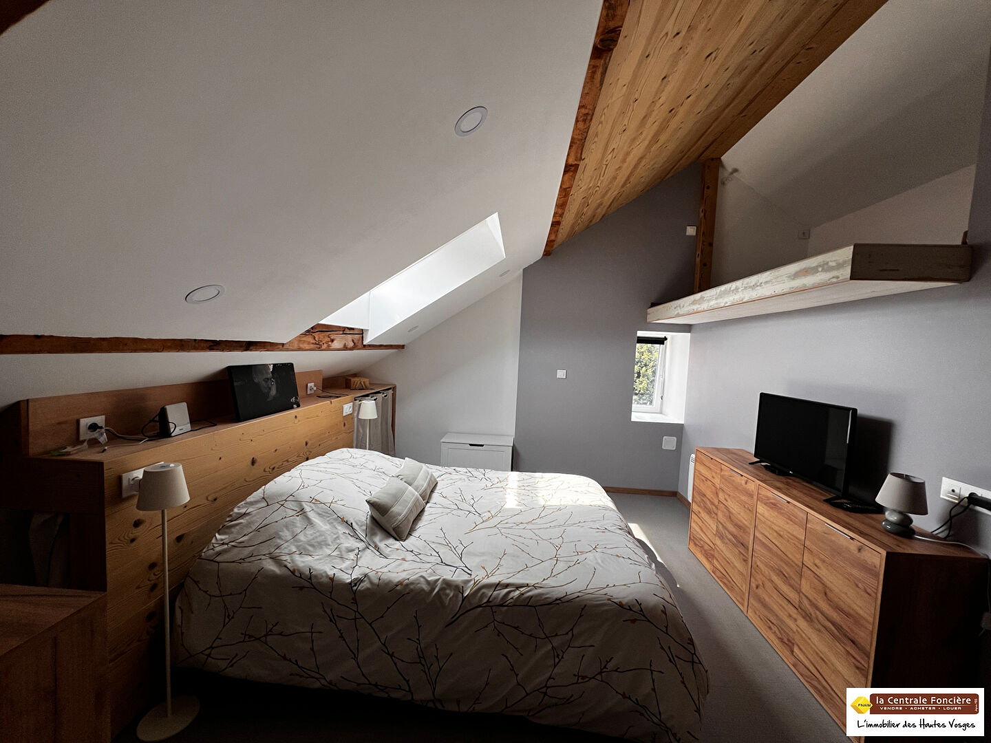 Photo EXCLUSIVITE !  LA BRESSE  SUPERBE DUPLEX rénové avec terrasse, jardin et garage image 4/6