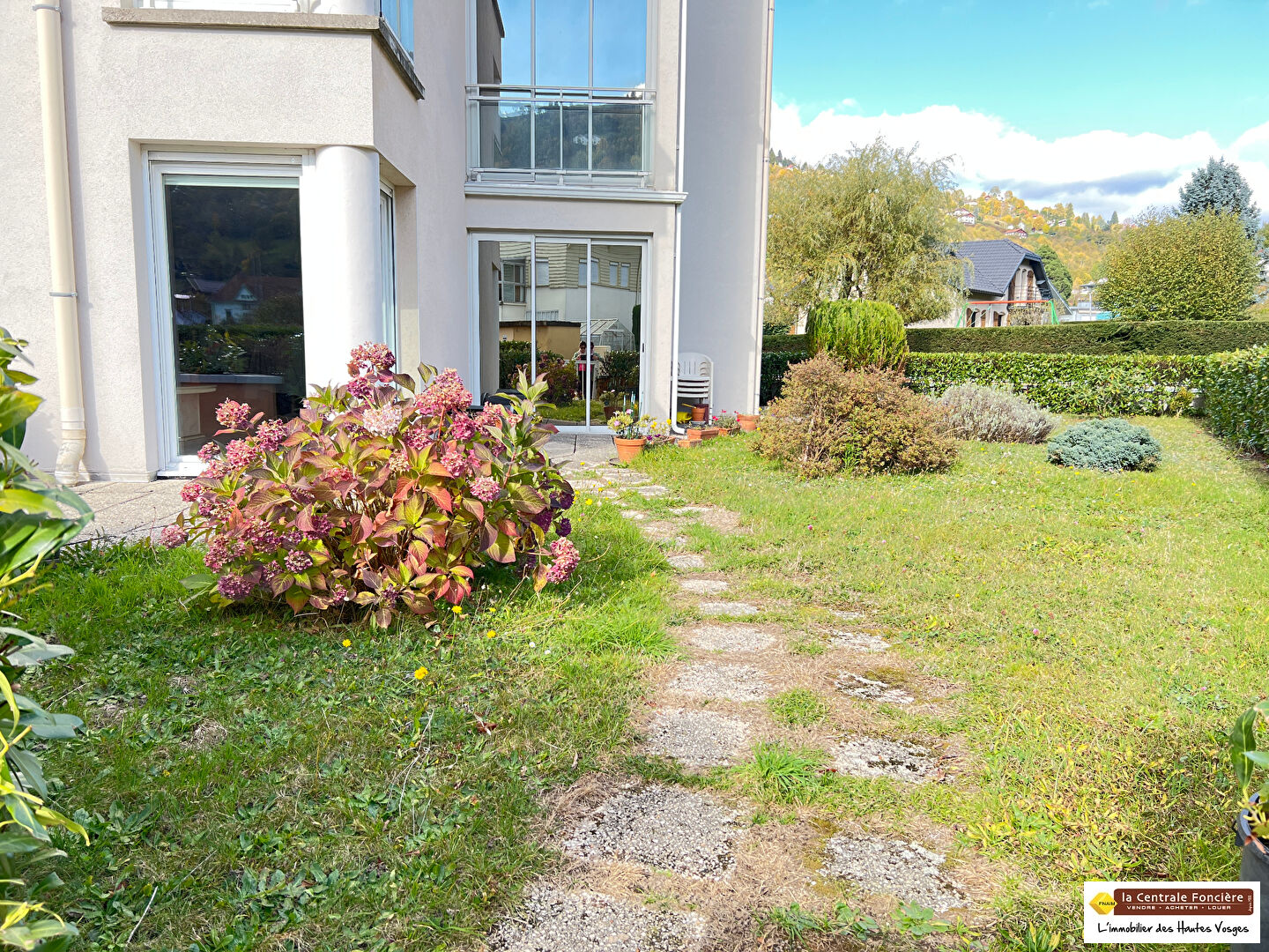 RARE ! Rez-de-jardin 92 m² en hyper-centre avec terrain privatif