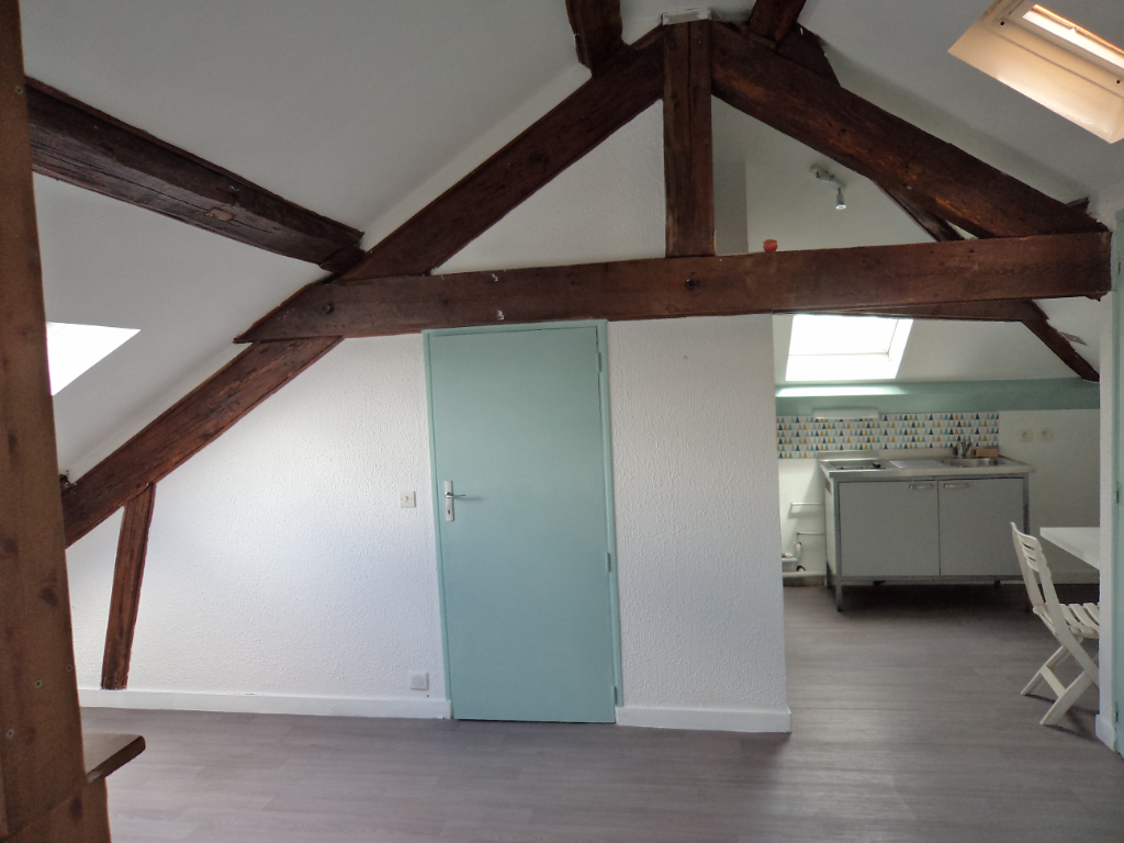 Photo NANTES-GARE NORD Appartement T3 au dernier étage image 2/6