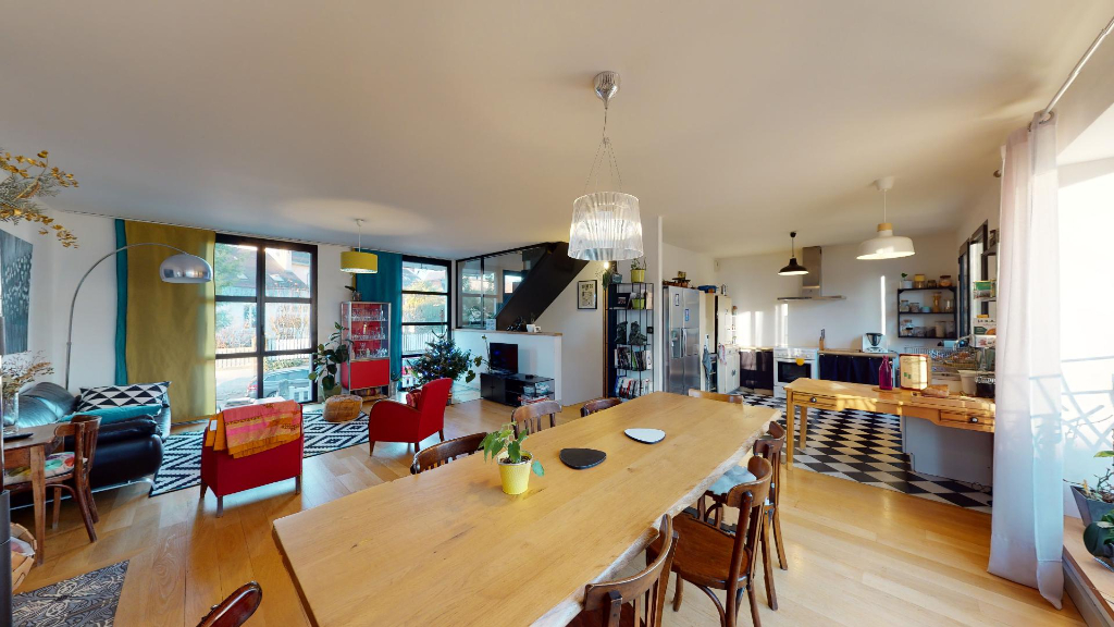Photo NANTES-QUARTIER CHALATRES : Maison d'architecte de 155 m² avec 5 chambres image 2/6
