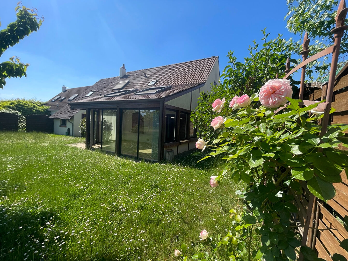 Agence immobilière de DURAND MONTOUCHE - DURAND MONTOUCHE Fleury