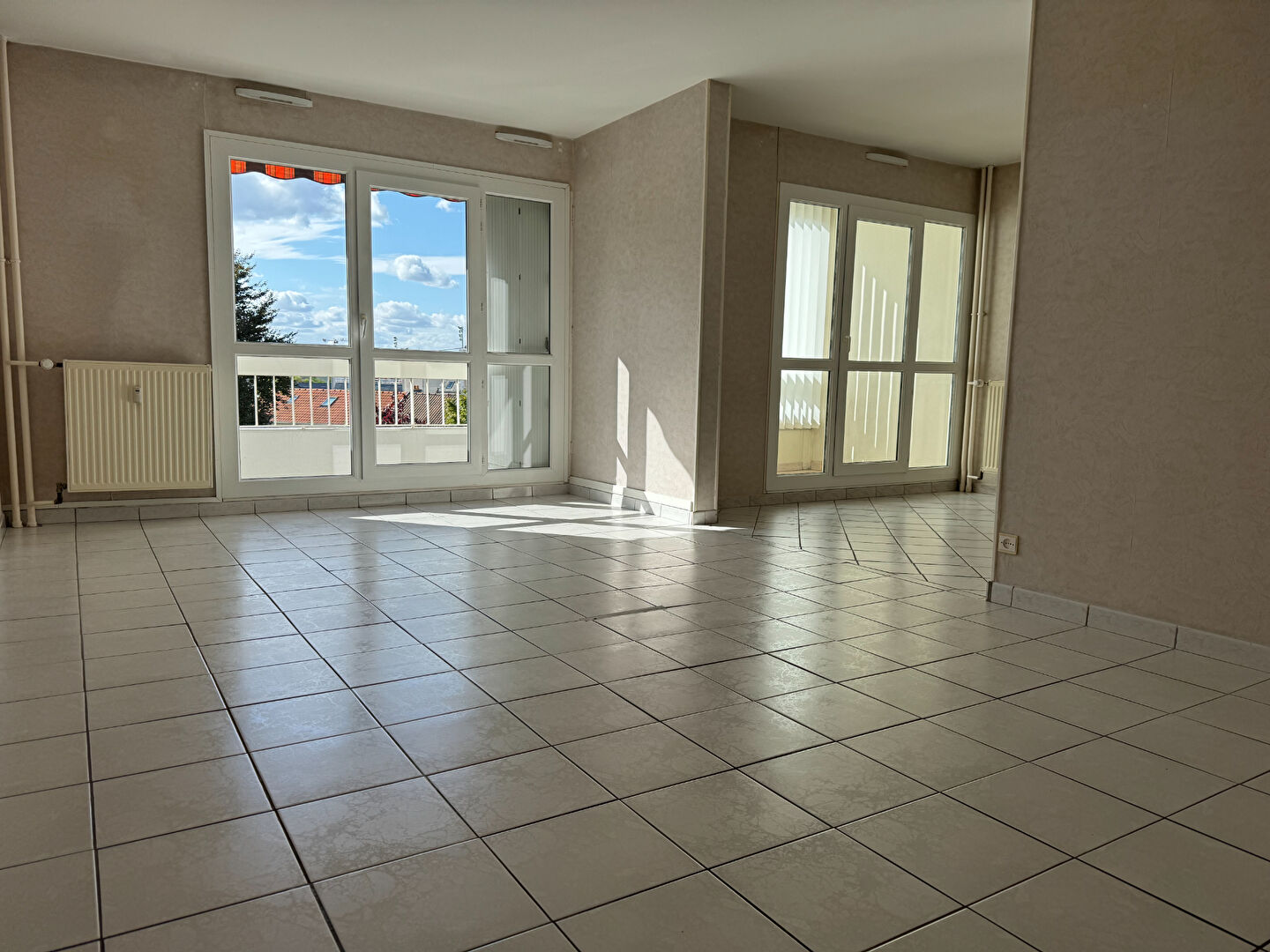 Agence immobilière de DURAND MONTOUCHE - DURAND MONTOUCHE Fleury