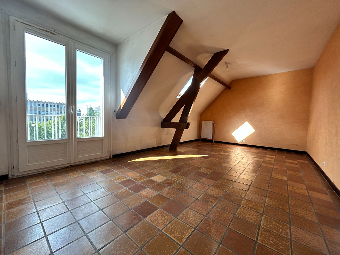 Photo Appartement dernier étage T2 DPE : D image 3/6