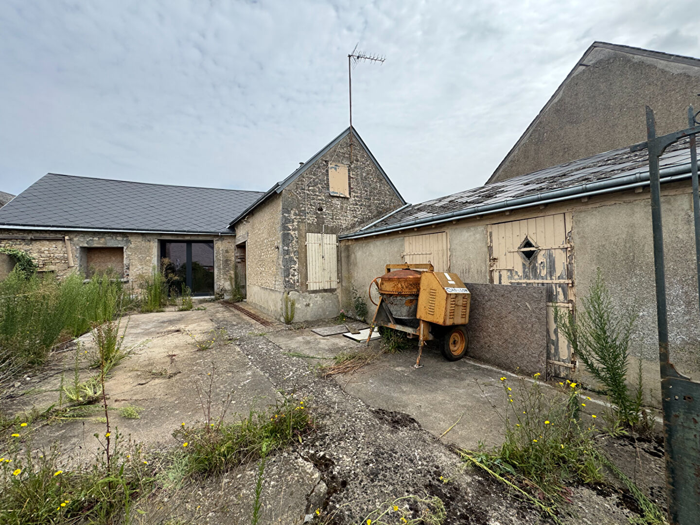 Agence immobilière de DURAND MONTOUCHE - DURAND MONTOUCHE Fleury