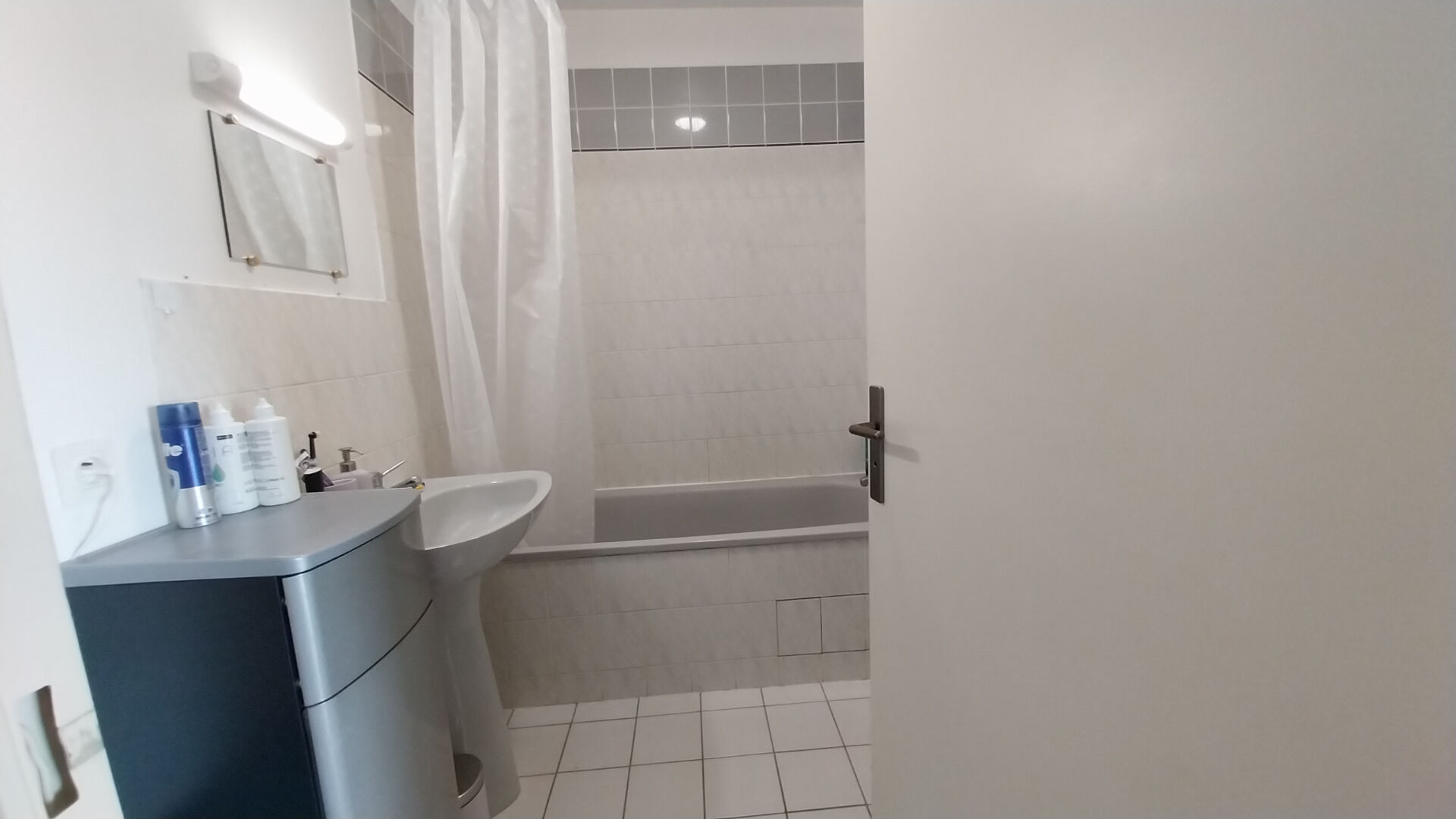 Photo Appartement Saint Jean Le Blanc 1 pièce(s) image 6/6