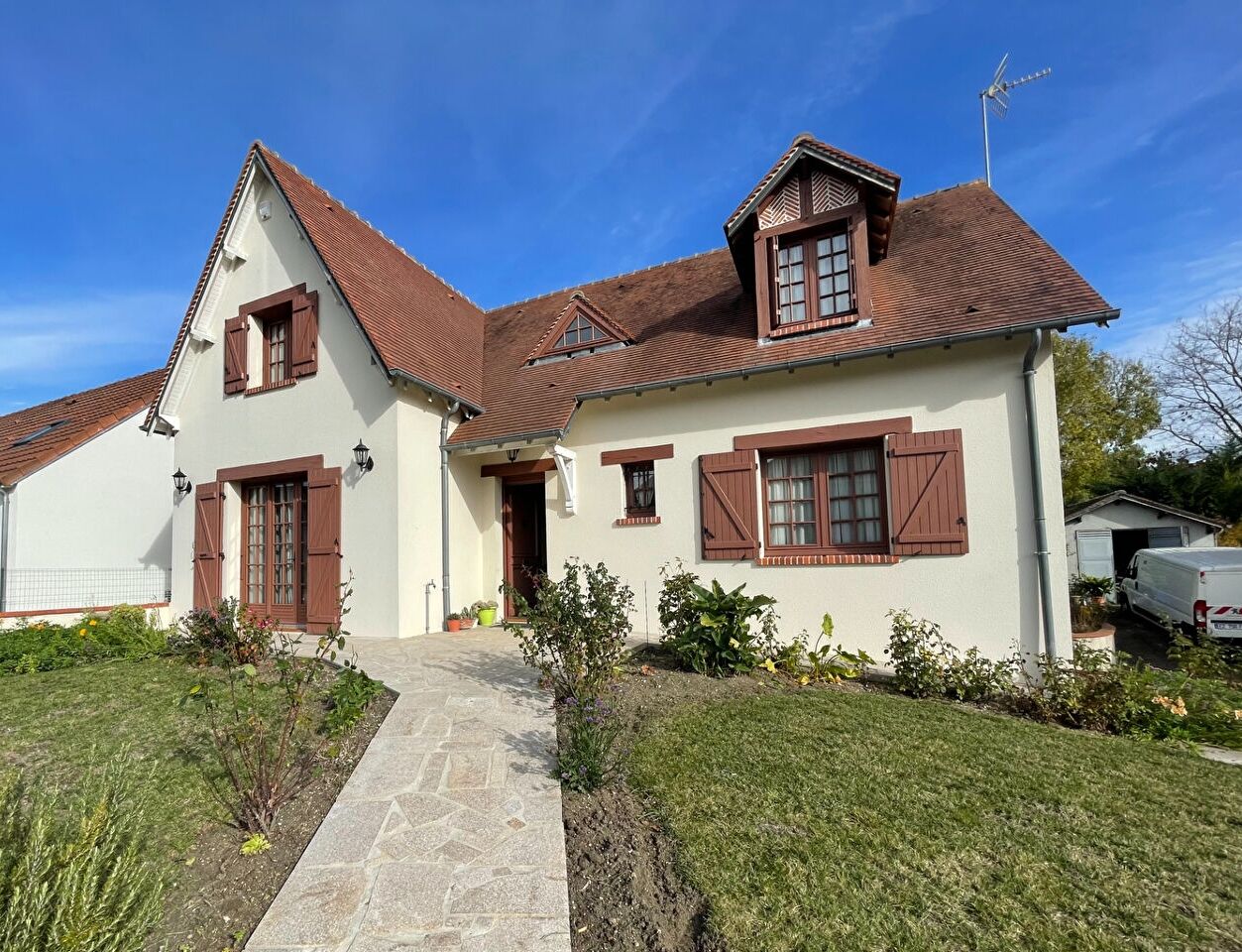 Agence immobilière de DURAND MONTOUCHE - DURAND MONTOUCHE St Jean de Braye