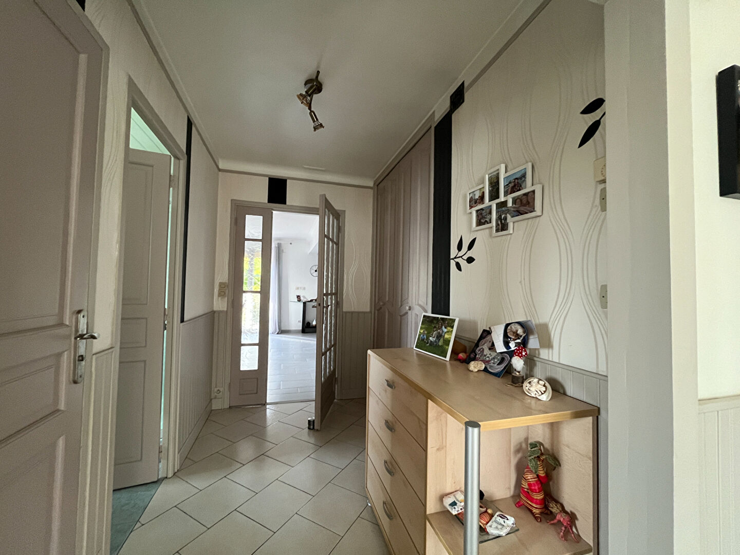 Photo SARAN MAISON TRADITIONNELLE SUR SOUS-SOL image 4/6