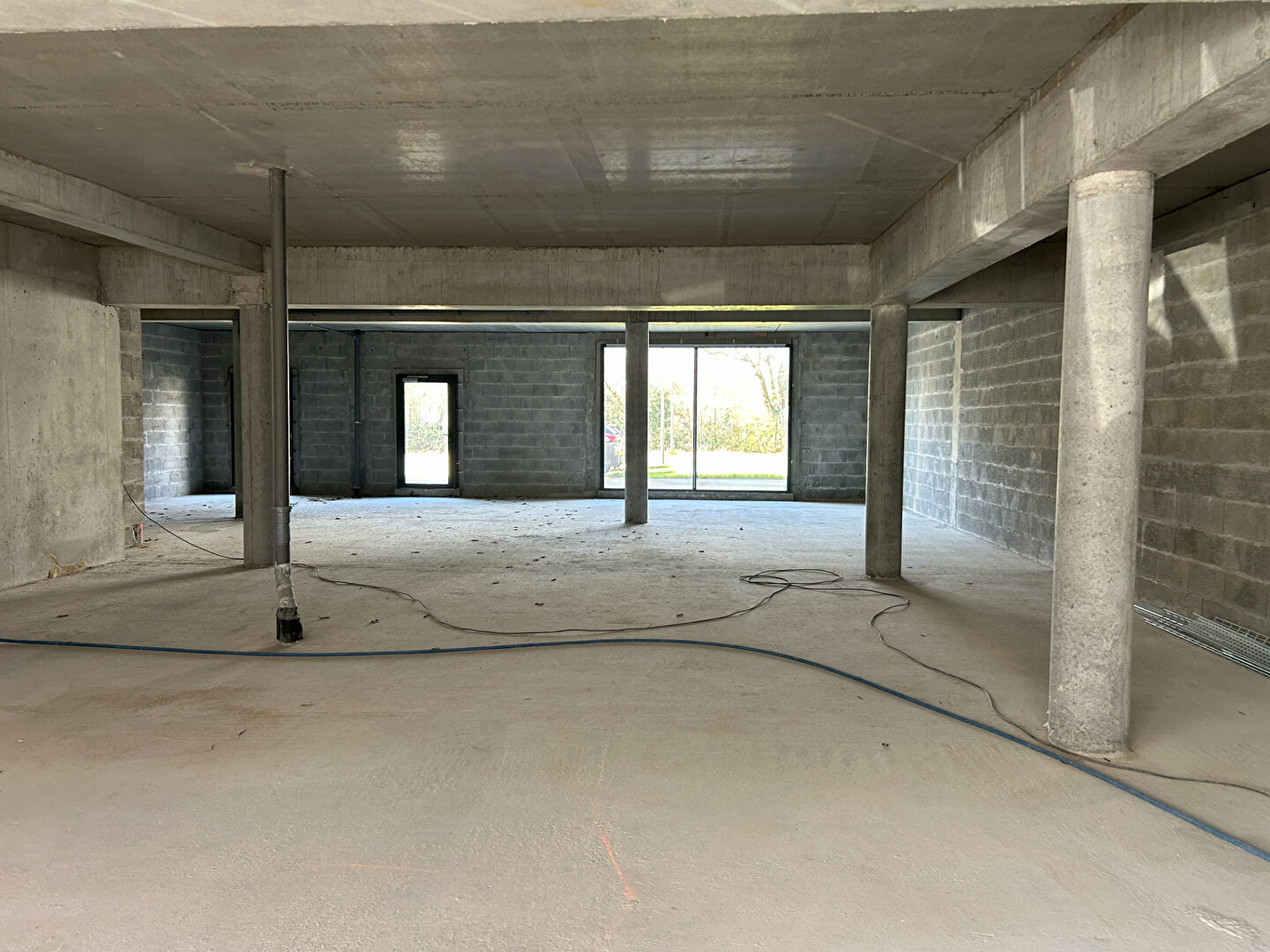 Visuel 2 de l'annonce : Local commercial Gouesnou 236 m2