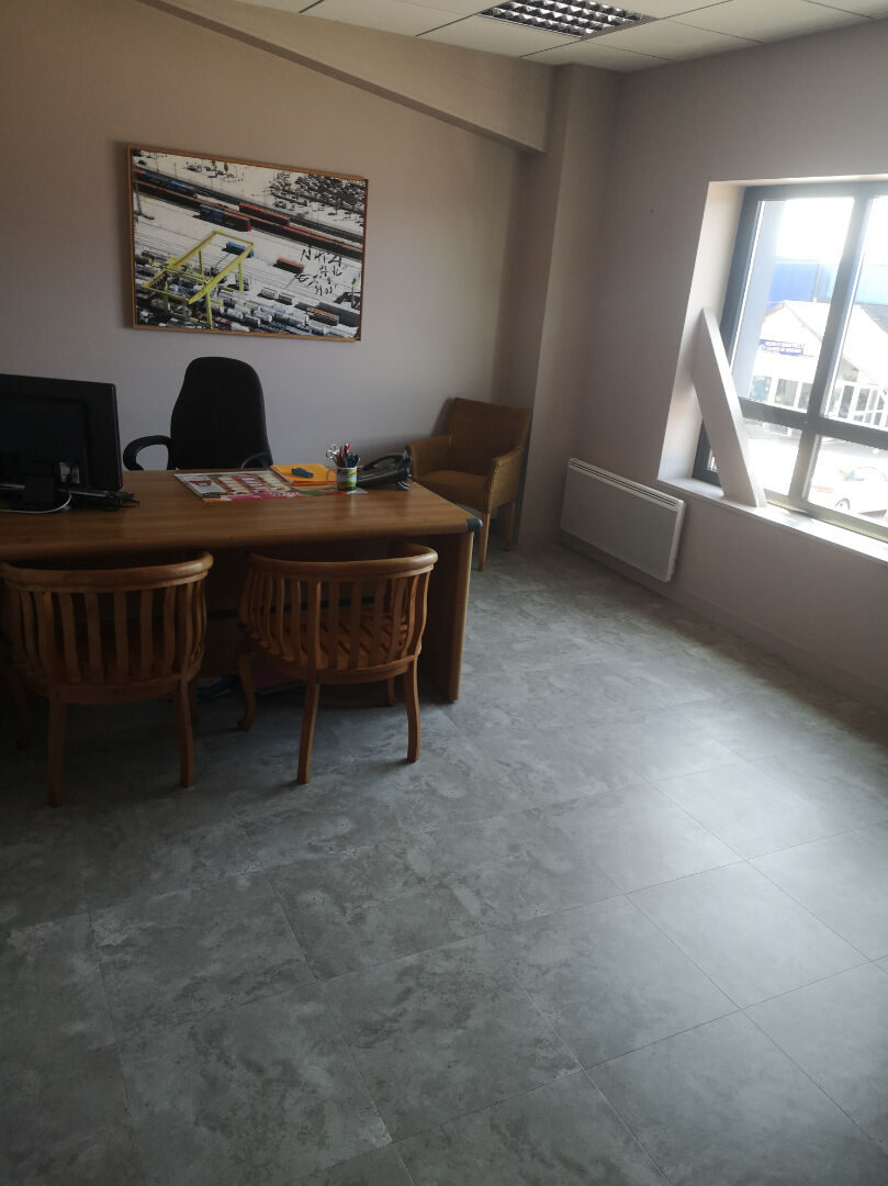 Visuel 9 de l'annonce : Plougastel Daoulas - Zone de Ty Ar Menez - plateau de bureaux d'environ 358 m2