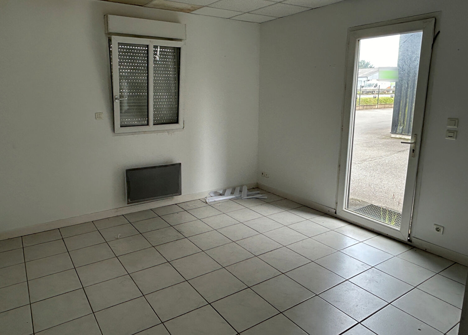 Visuel 5 de l'annonce : Bureaux Ploudaniel 40 m2