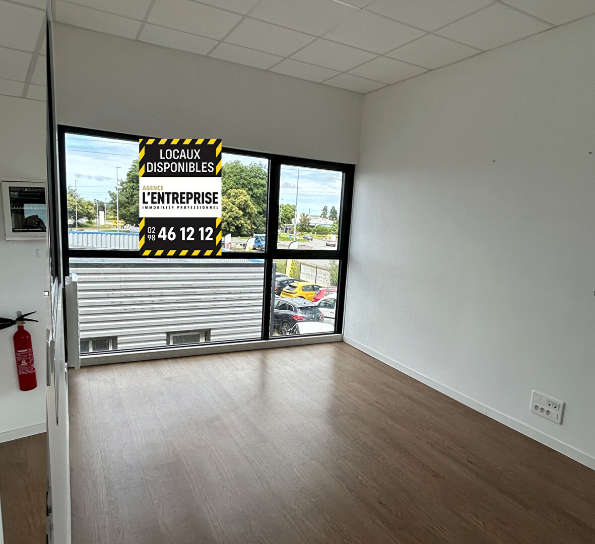 Visuel 5 de l'annonce : Bureaux Ploudaniel 72 m2