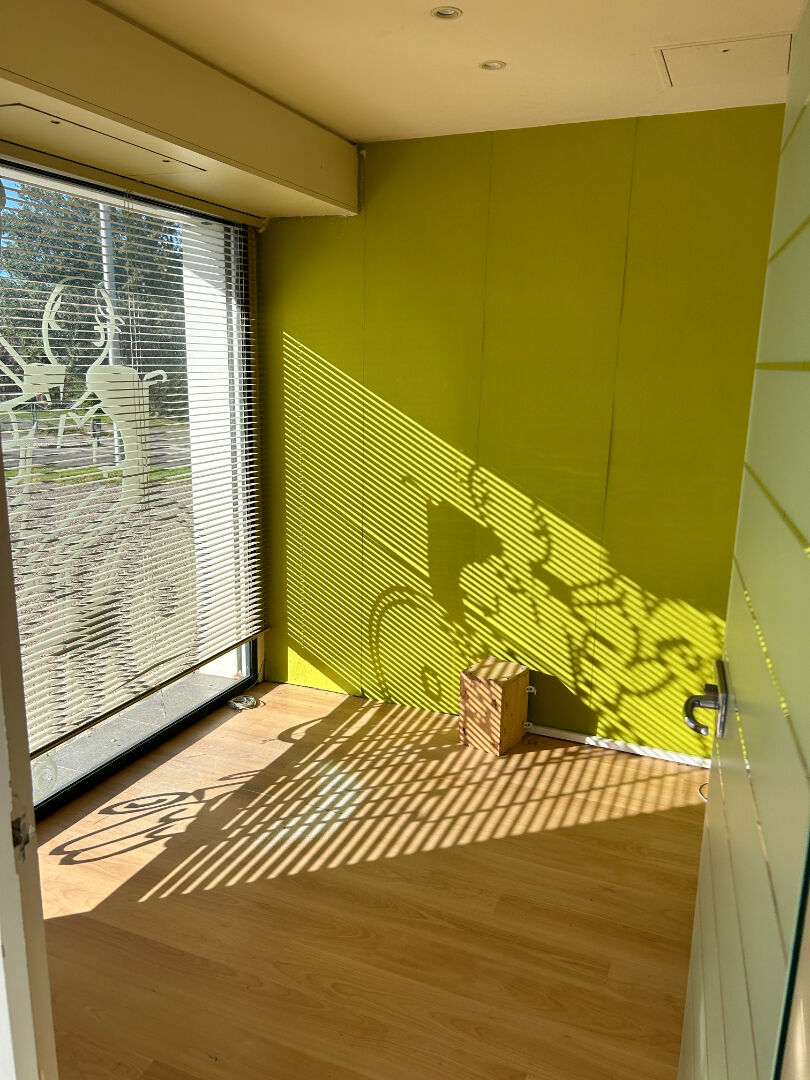 Visuel 3 de l'annonce : Local commercial Plouzane 75 m2