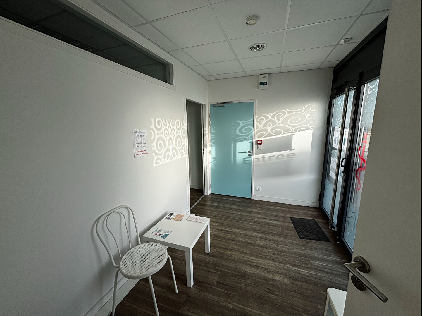 Visuel 18 de l'annonce : Plabennec Centre-ville - Local professionnel 26m2
