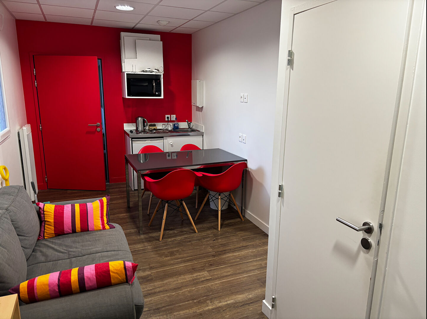 Visuel 20 de l'annonce : Plabennec Centre-ville - Local professionnel 26m2