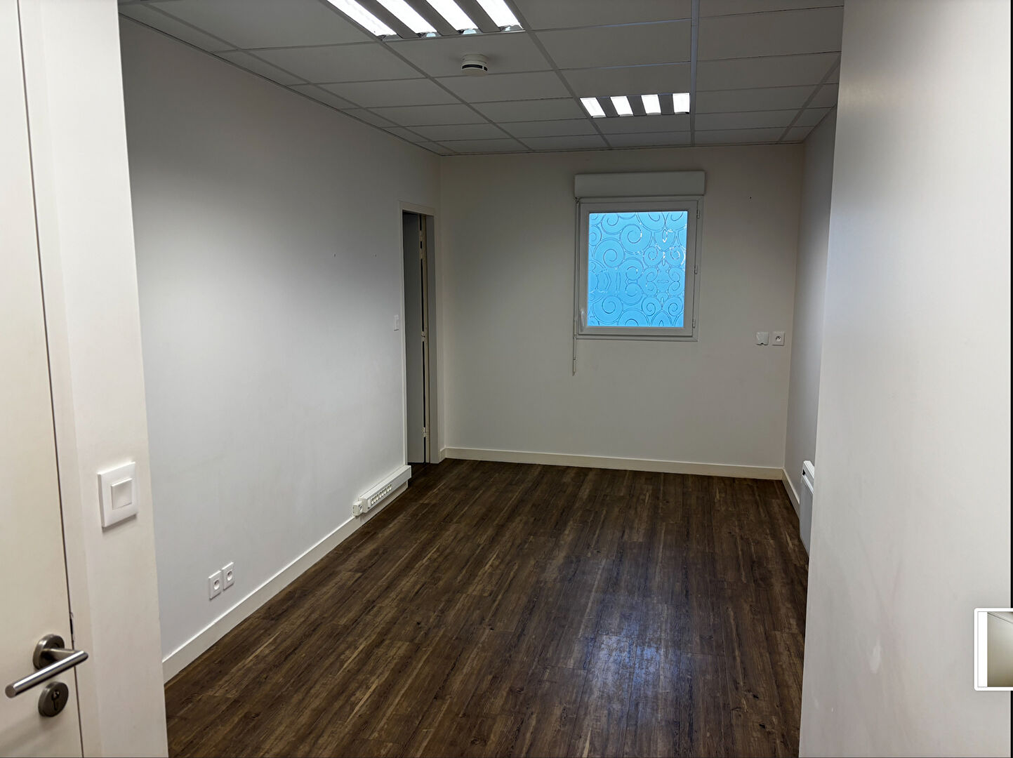 Visuel 13 de l'annonce : Plabennec Centre-Ville - Local professionnel 15,5m2