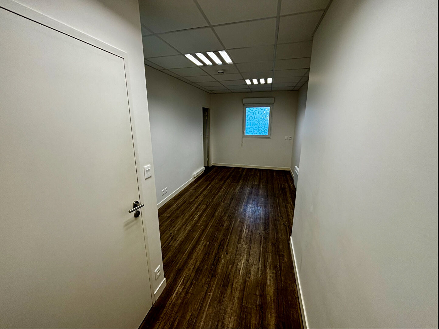 Visuel 14 de l'annonce : Plabennec Centre-Ville - Local professionnel 15,5m2