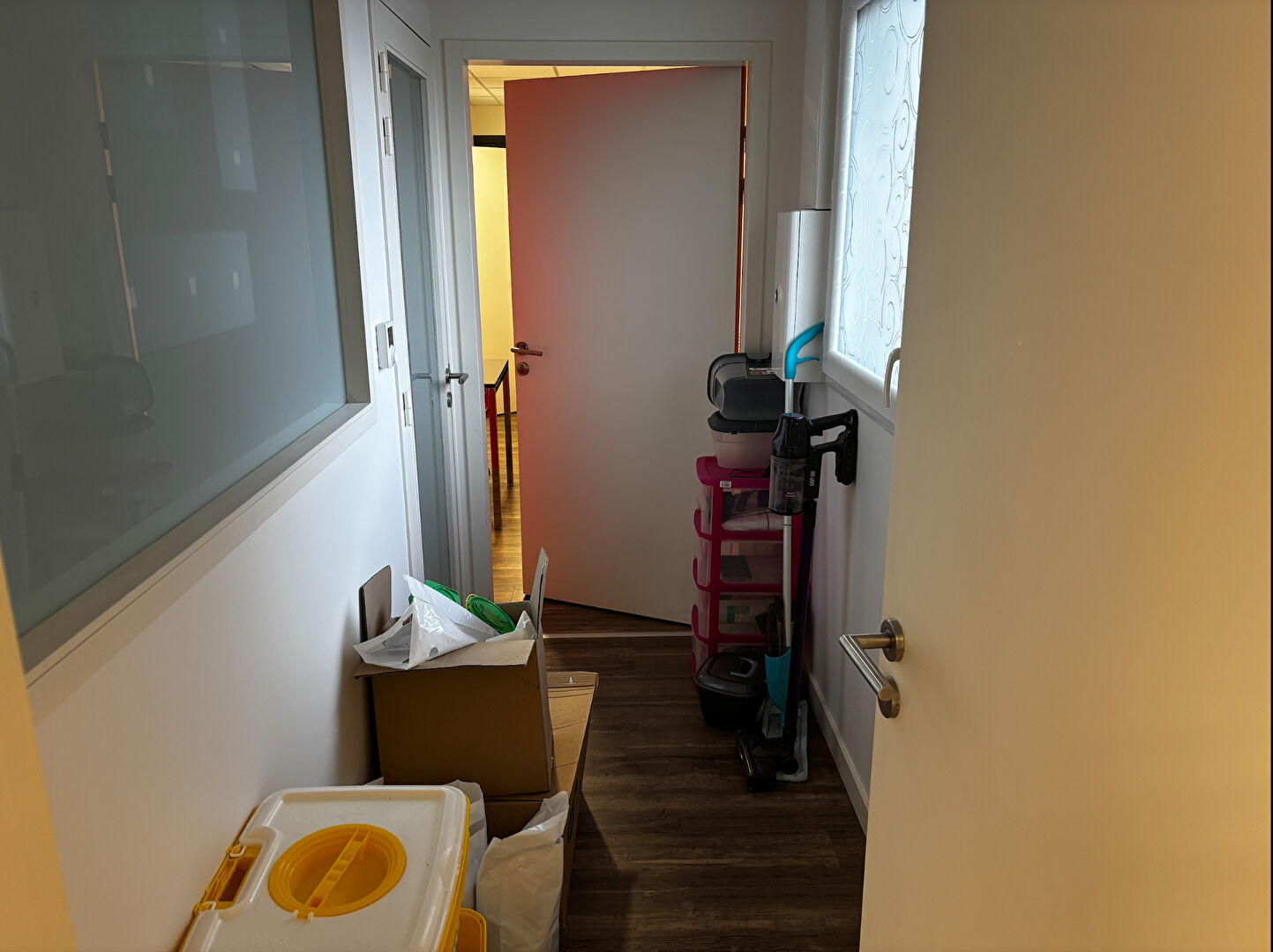 Visuel 19 de l'annonce : Plabennec Centre-Ville - Local professionnel 15,5m2