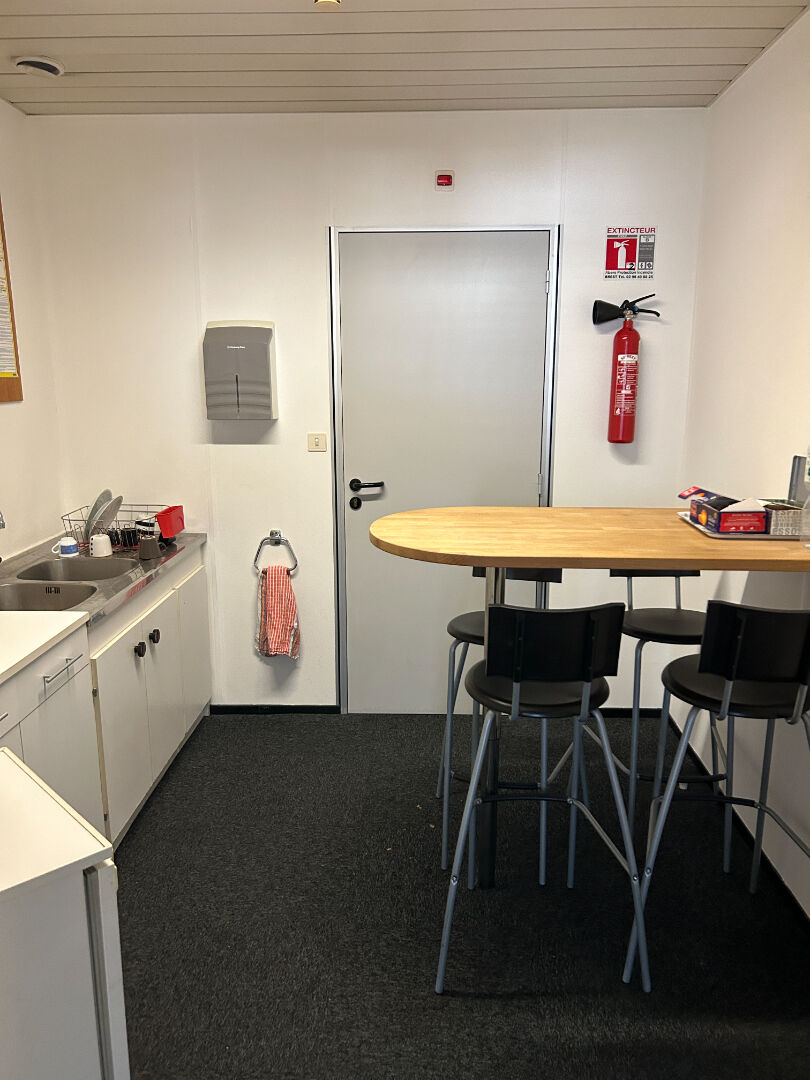 Visuel 11 de l'annonce : Entrepôt / local industriel Brest 1600 m2