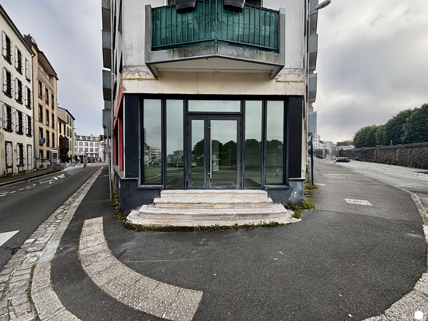 Visuel 9 de l'annonce : Local commercial Brest 95 m2