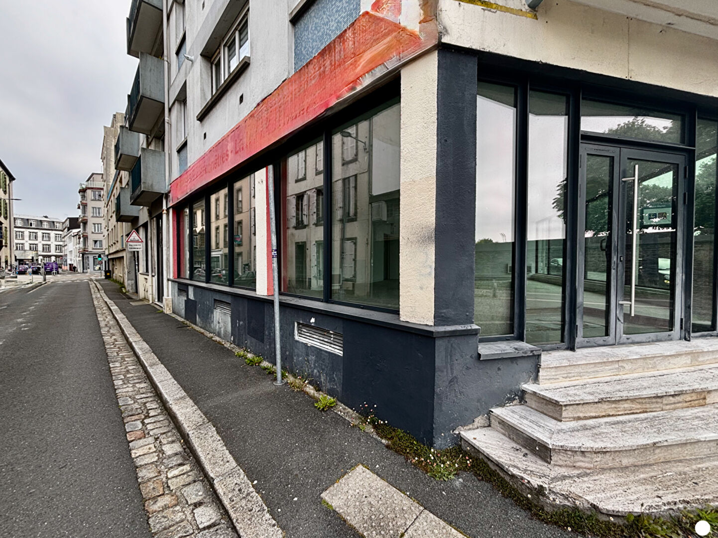 Visuel 10 de l'annonce : Local commercial Brest 95 m2