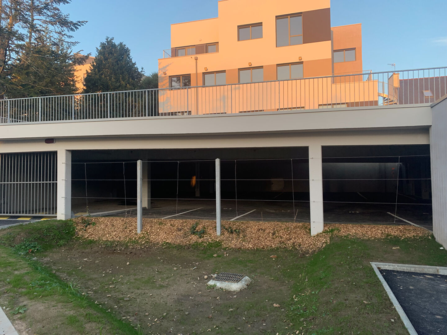 Visuel 17 de l'annonce : Local commercial  neuf Saint Renan 295m2