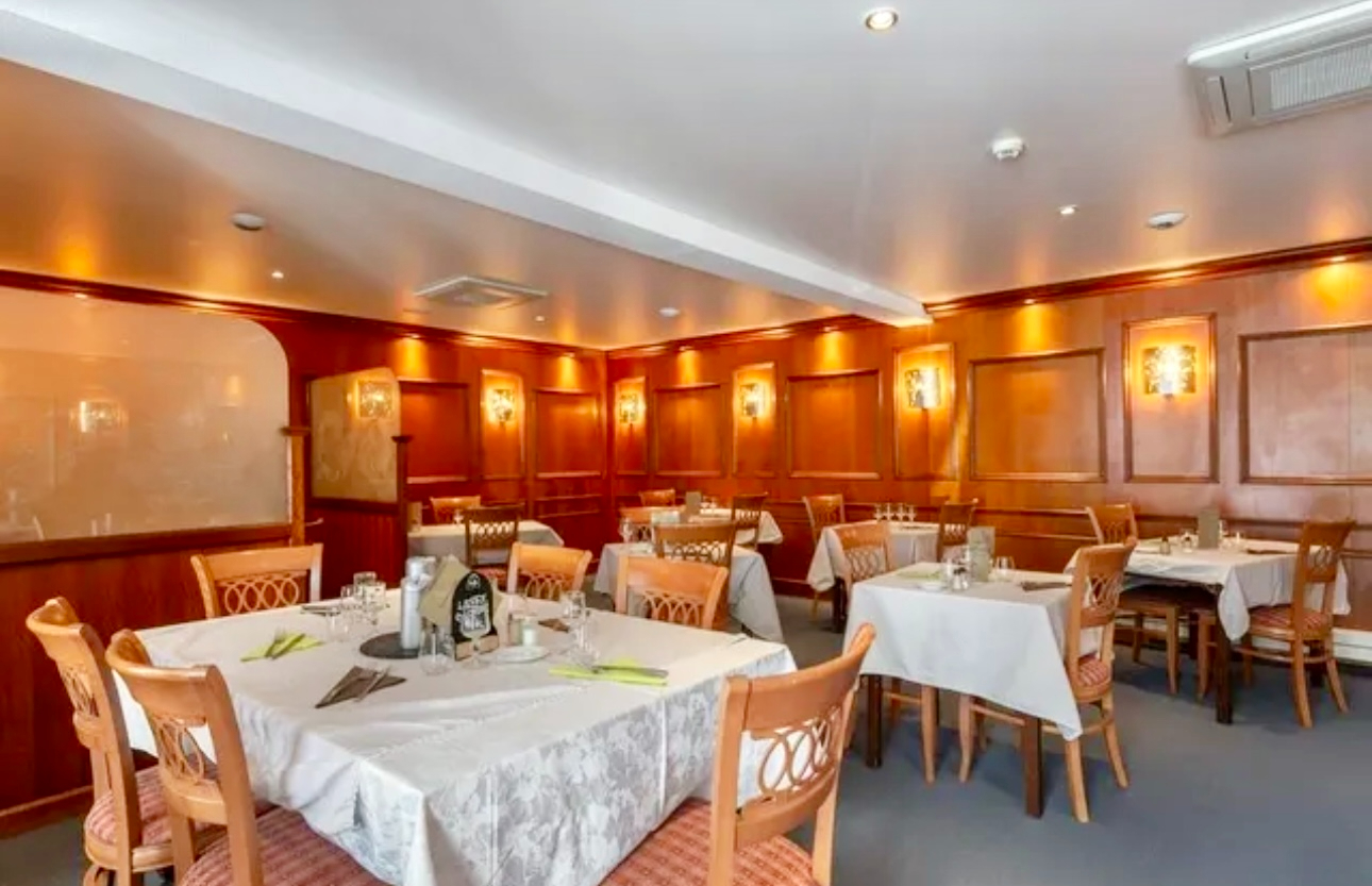 Visuel 7 de l'annonce : Fonds de commerce d'Hôtel à vendre. Proche Brest